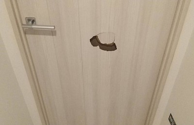 スマリペット対応地域/ドア穴や扉の凹み、割れ、修理/上永谷、上大岡、 日限山、弘明寺、蒔田、洋光台、港南台、湘南台、井土ヶ谷、 下永谷、港南中央、戸塚、阿久和、緑園都市、鴨居、竹山、中山、十日市場、西谷、上白根、二俣川、田奈、子供の国、長津田、センター北、新羽、新横浜、三ツ沢、小机、鶴見、菊名、寺尾、日吉、荏田、東神奈川、白楽、関内、桜木町、みなとみらい、元町、本牧、能見台、金沢文庫、金沢八景、六浦