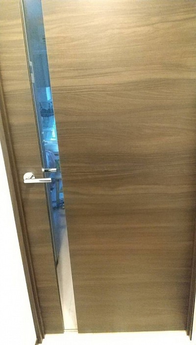 ドア穴修理完了